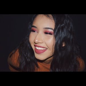 Meet your Posher, Jasmine